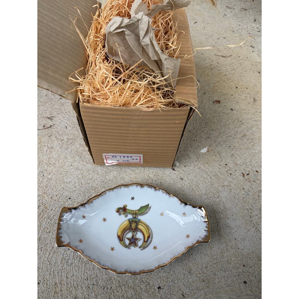 Vintage Masonic Freemason Collectible Porcelain Serving Dish- box of 6-NOS